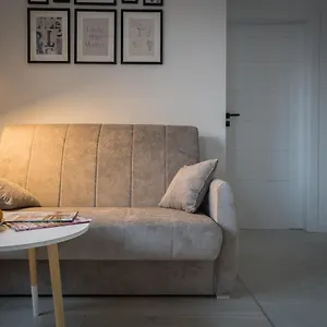 Clever 2 Kamienica Grochow Apartament Warszawa